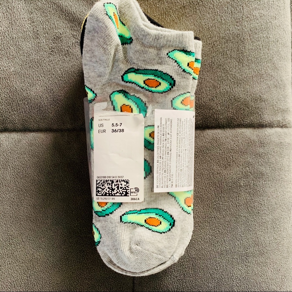 NEW H&M - 5 pair of banana socks